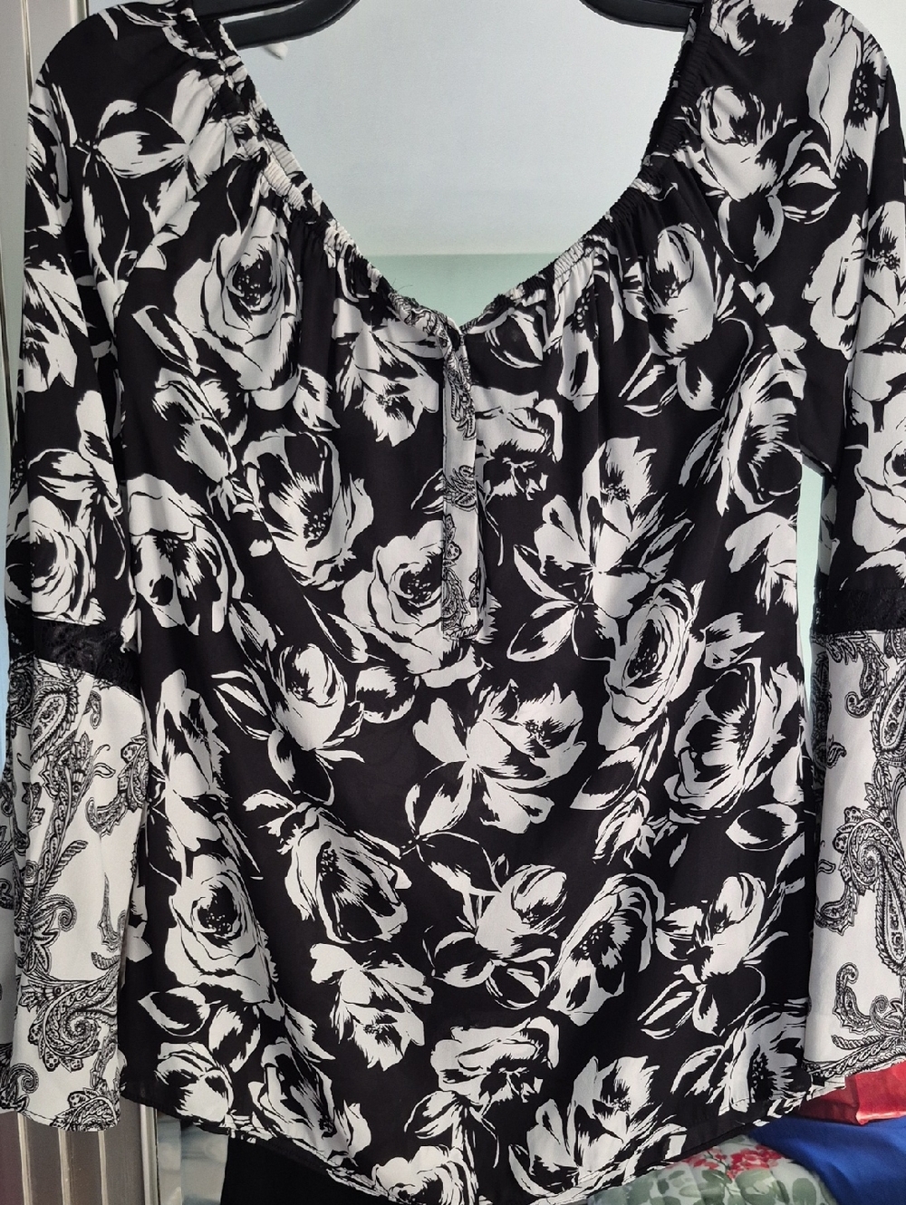 White House Black Market Black and White Floral Peasant Top